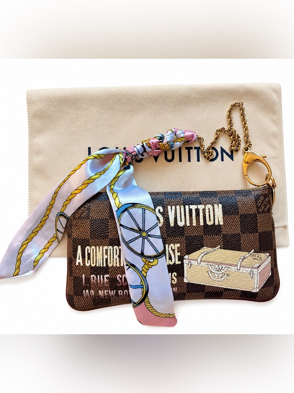 RARE! RARE! 
Louis Vuitton  Milla MM Trunk Pochette DE